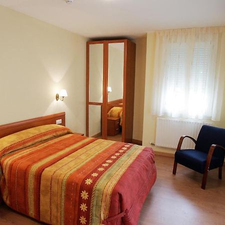 Hostal Hispanico II Salamanca Buitenkant foto