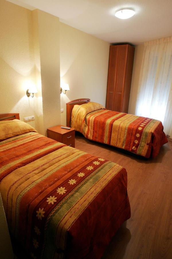 Hostal Hispanico II Salamanca Kamer foto